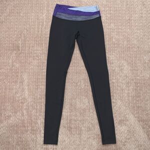 Lululemon Women’s Gray/Purple Leggings